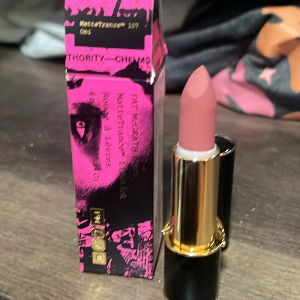 🌙💕Pat McGrath Omi Mattetrance Lipstick